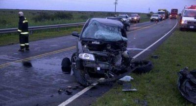 Rutas de la muerte: una adolescente y un polic�a murieron en dos choques