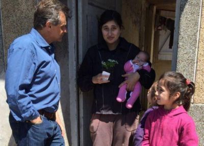 Pulti recorri� las calles del Puerto saludando a madres marplatenses