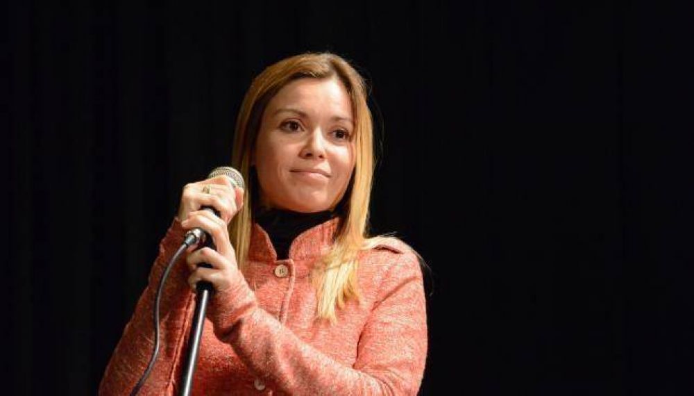 Est�vez: Queremos dialogar con Schiaretti