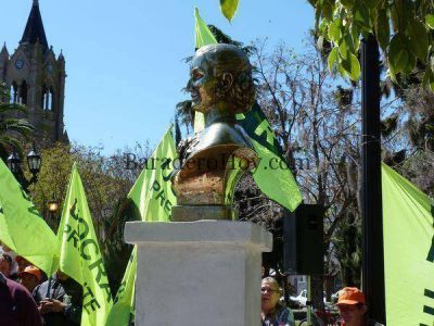 Con el aval del Concejo Deliberante se devolvió el busto de Eva Perón a Plaza Mitre.