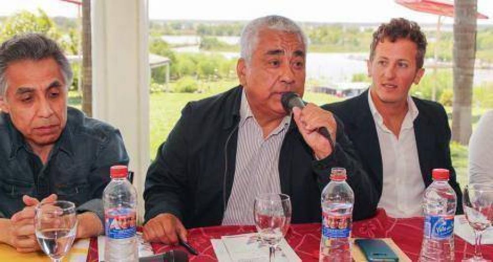 Salazar denunci� que la obra de repavimentaci�n de la ruta 1001 �es un enga�o�
