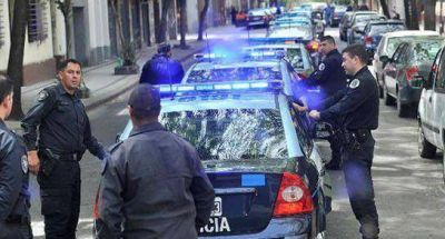 Polic�as federales recorren las calles