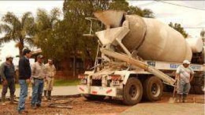 Supervisaron obras de pavimento y anunciaron la extensi�n de red de agua potable en Santo Tom�