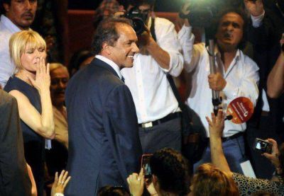 �Qu� opina Karina sobre CFK, Macri y Massa?