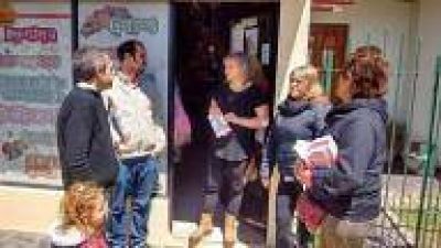 La Plata: Crespo, de Progresistas, recorri� Gorina