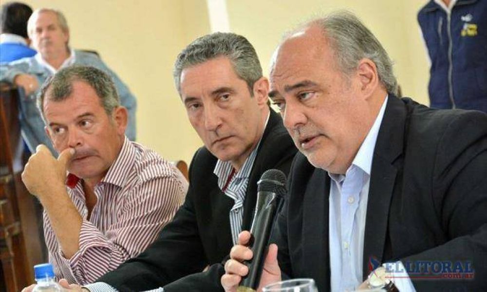 Confiado, Colombi insisti� en que habr� un escenario de balotaje y que Macri ganar�