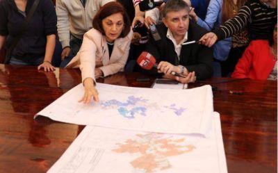 T�cnicos de AYSA llegaron a Pilar para dar detalles del convenio de agua y cloacas