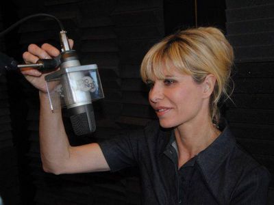 Karina Rabolini de campa�a por Santa Rosa