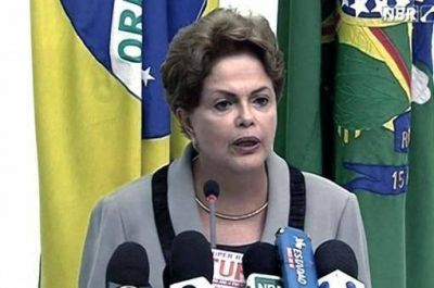 Rousseff define al ministro de Econom�a y descarta crisis institucional