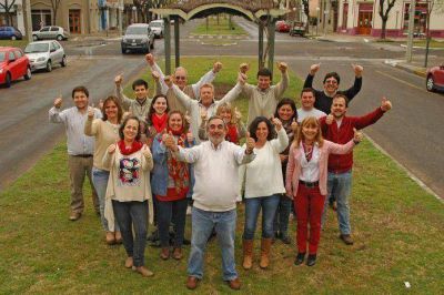 Feito y M. Fern�ndez cierran sus campa�as