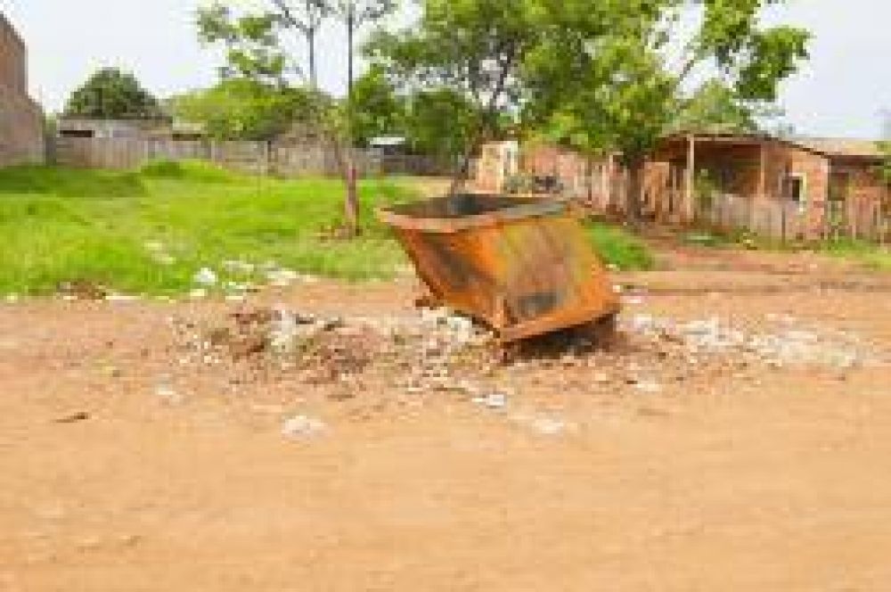 Malestar por la formaci�n de un basural entre las avenidas Andresito y Vivanco