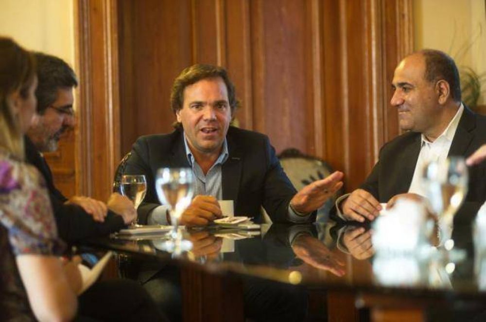 �Tucum�n es central en la agenda de Scioli�