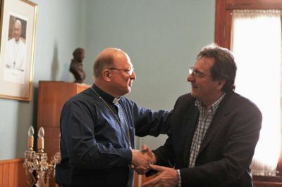 El Obispo recibi� a Oscar Castillo