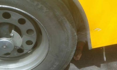 Feroz cruce entre polic�as y vecinos por una tragedia vial