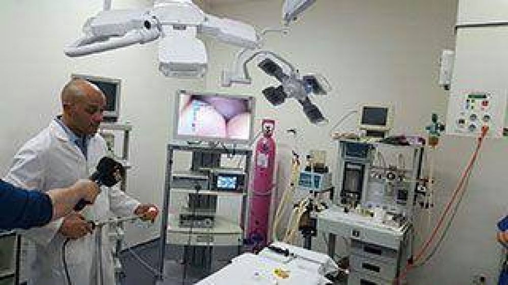 PAE don� equipamiento a hospital de Truncado