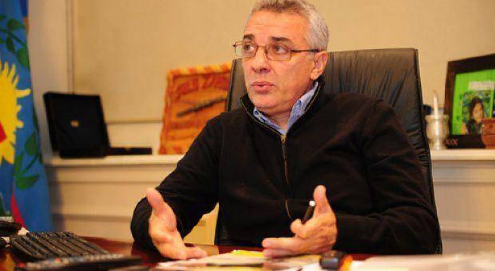 Julio Zamora : ''La carta de presentación de Szpolski es haber sido expulsado de la AMIA por mal manejo de fondos''