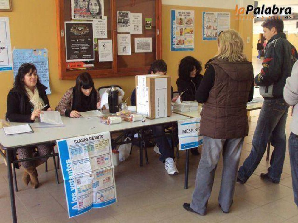 Contin�an las jornadas de capacitaci�n para autoridades de mesa