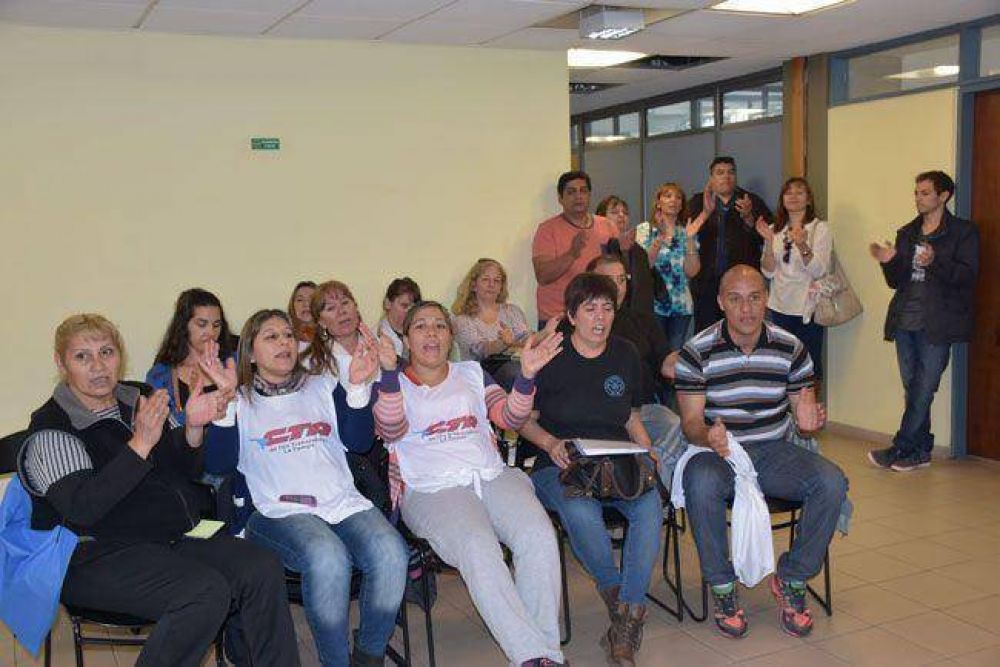 Aplaudida de la CTA oficialista en la reuni�n del Gobierno y la Intersindical por los monotributistas