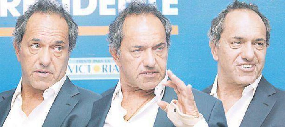 Scioli mide a Francos para embajada en EE.UU. pero demora YPF y la Canciller�a