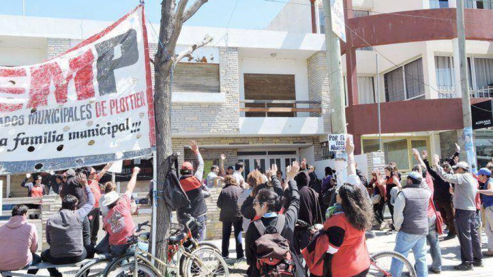 Plottier: el Concejo tuvo que sesionar dentro de una casa