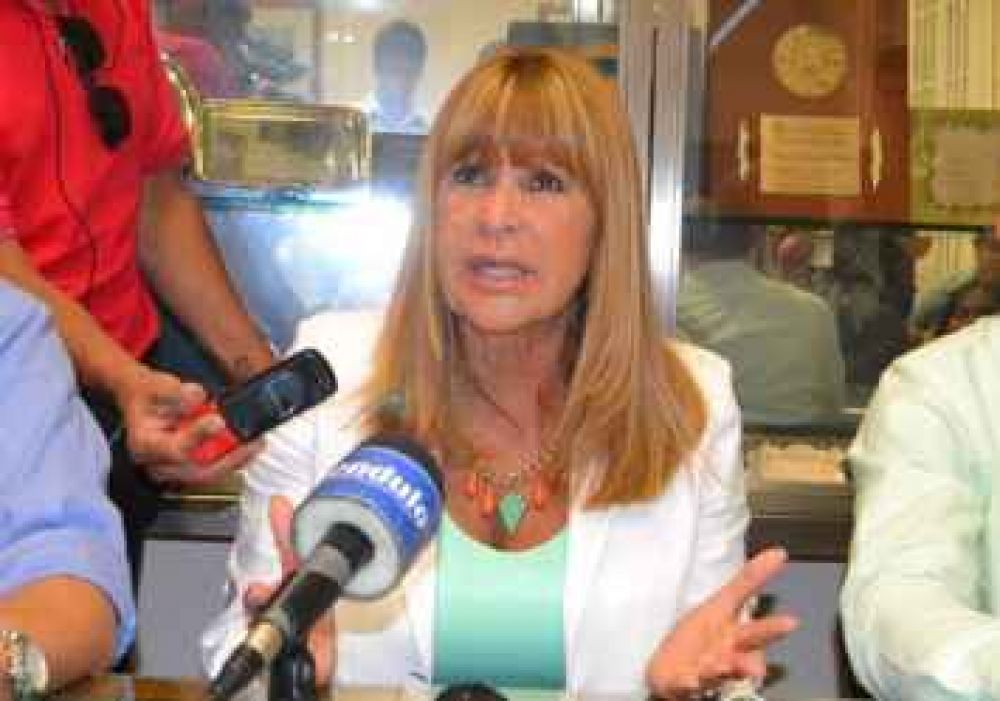 A�da Ayala ante el anuncio de cuatro intendentes radicales que apoyar�n a Scioli: 