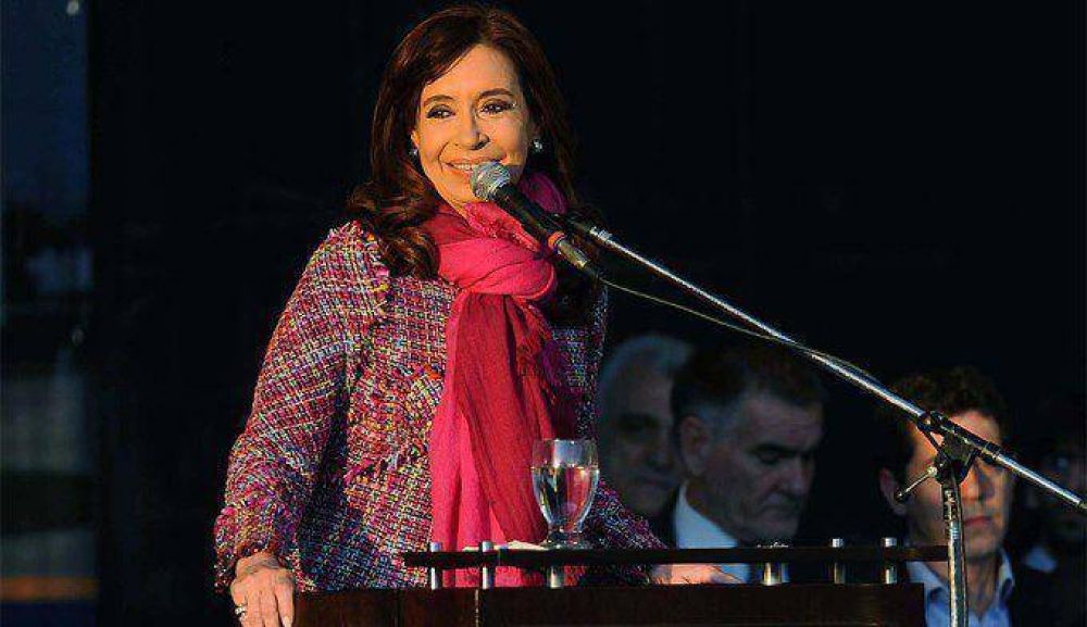 Cristina Kirchner celebr� la postura de bonistas europeos de intimar al Banco de Nueva York