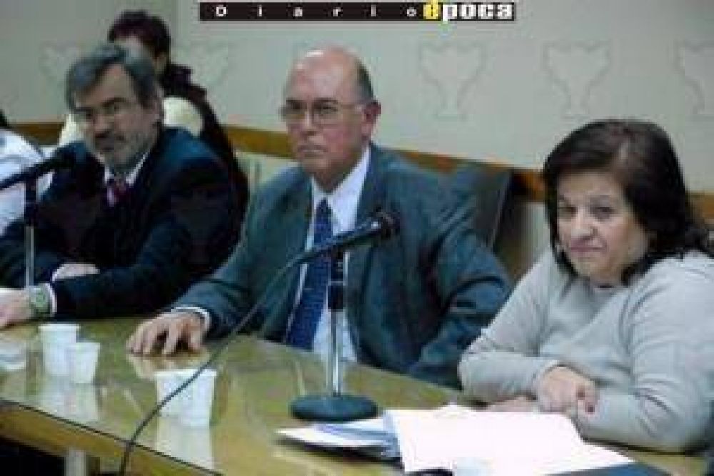 Garab�: el Congreso se inform� y pidi� m�s beneficios regionales
