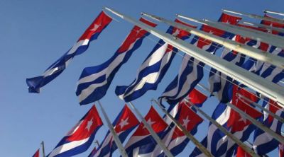 Revista cat�lica: Ya es hora de remover restricciones que pesan sobre Iglesia en Cuba
