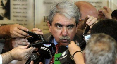 An�bal se quej� de los agravios y pronostic� un triunfo en primera vuelta