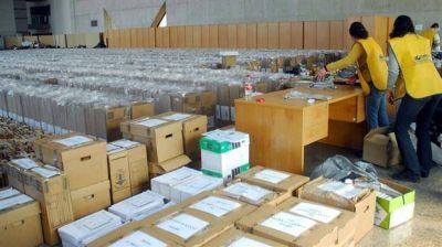 Cambiemos critic� al Correo y dijo que las boletas las van a llevar sus fiscales