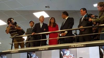 Macri y Scioli se mostraron juntos en un evento