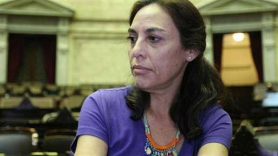 Presentaron un proyecto para que puedan votar las personas que se encuentren a m�s de 500 km de su mesa