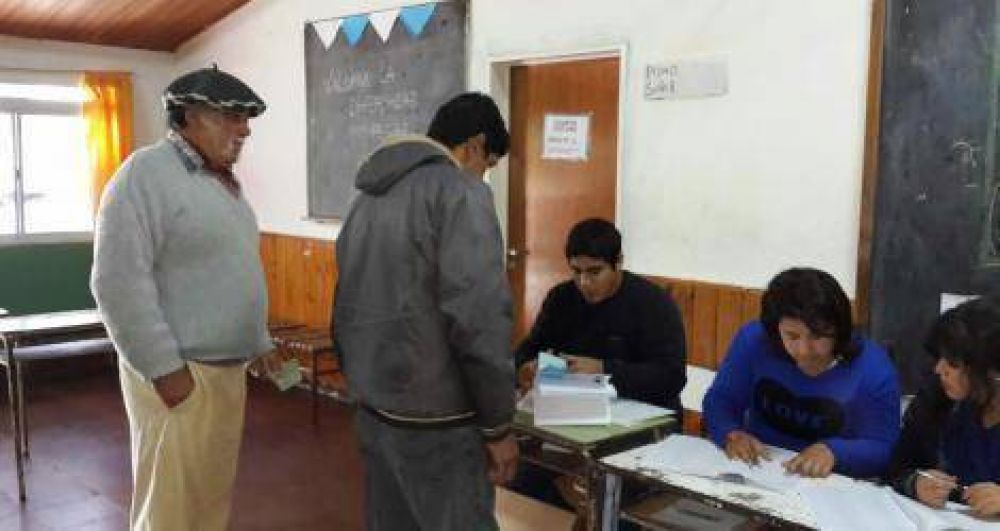 Elecciones 2015: A diferencia de las PASO, en la mayora de las escuelas se vota con normalidad