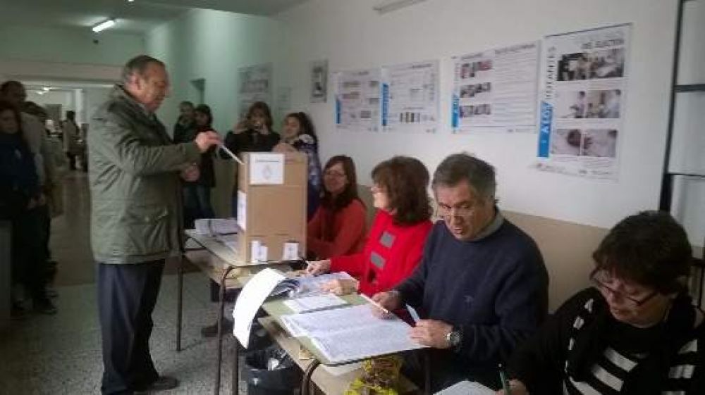 Ya vot� Carlos S�nchez