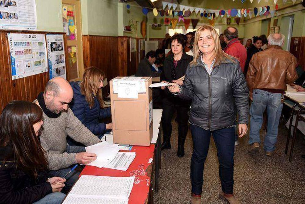 Votaron Margarita Arregui y Hctor Vitale