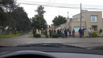 Malestar de los usuarios de colectivo: ni gratis ni r�pidos