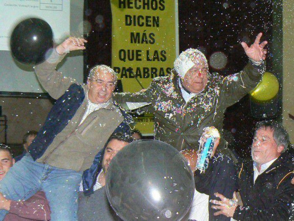 Triunf� el vecinalismo por m�s del 43%, Cambiemos 2� y el FpV tercero con la m�nima