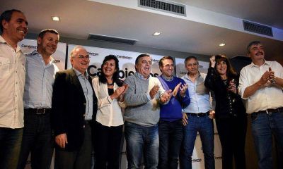 El radicalismo y el PRO acapararon la atenci�n en el b�nker cordob�s de �Cambiemos�