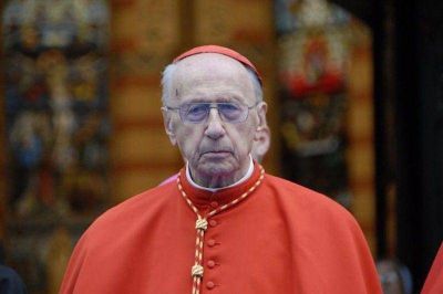 El Papa visita al cardenal Etchegaray en el hospital