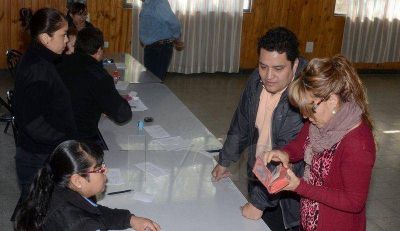 Los que no votaron en Santa Cruz son trece mil personas