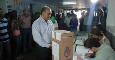 Manzur: �La gente dio un respaldo contundente al FPV�