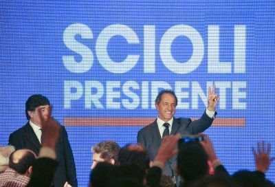 Scioli y la imperiosa necesidad de ser Scioli