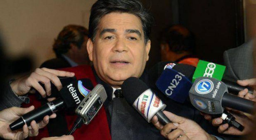 Ishii muestra credenciales y afirma ser �el �nico bar�n del conurbano� elegido por la gente