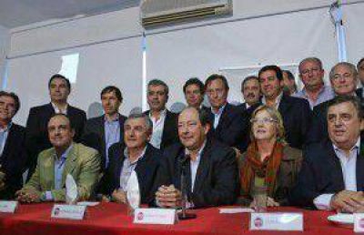 El radicalismo sali� a marcarle la cancha a Macri ante un eventual acuerdo con Massa