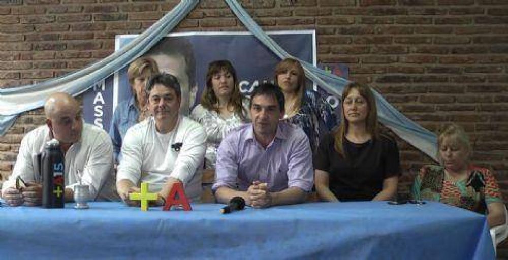 El Frente Renovador felicit� a Nider, P�rez y Alessandro �por la elecci�n que han hecho�