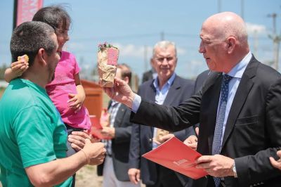 �A partir de ahora pueden so�ar y saber que hay un Estado que est� presente para trabajar y colaborar con ustedes�