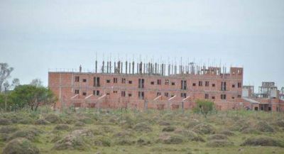 Terminan 200 casas y esperan tierras para m�s licitaciones