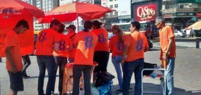 El sciolismo porte�o volvi� a la calle de cara al balotaje
