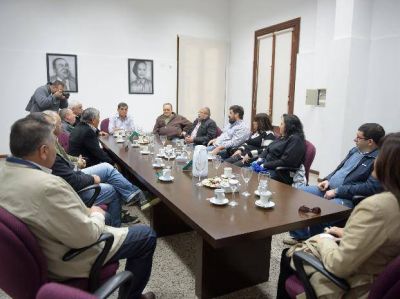M�s de 60 gremios le exigir�n ma�ana a Lifschitz que d� su plan de seguridad
