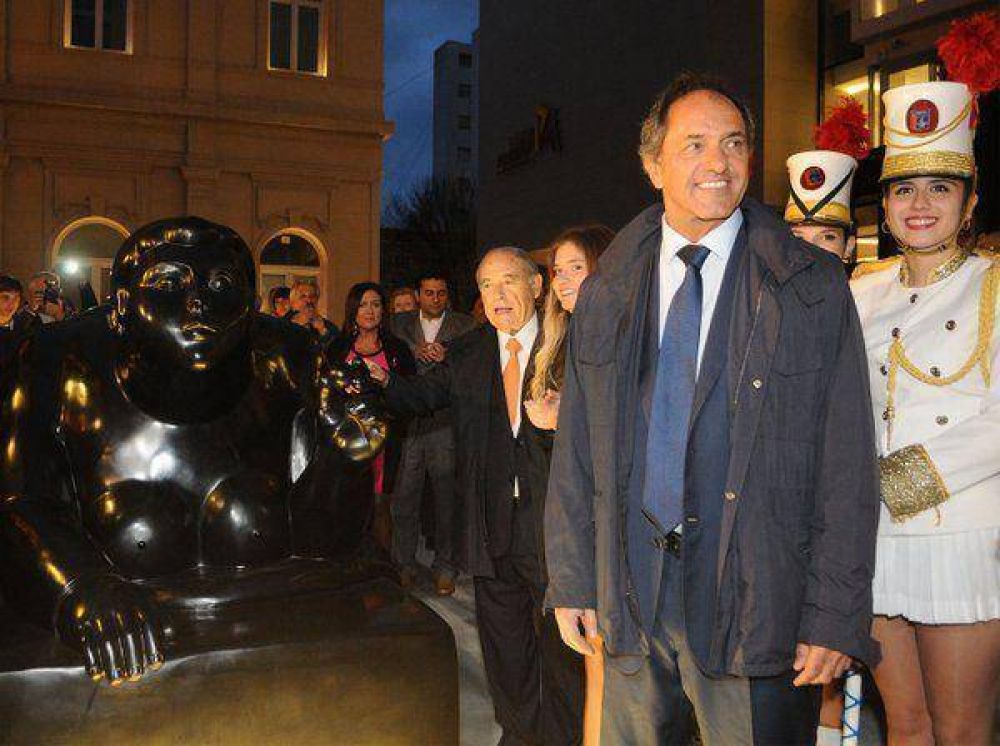 Scioli asegur� que de ganar el balotaje trabajar� junto a Arroyo y Vidal